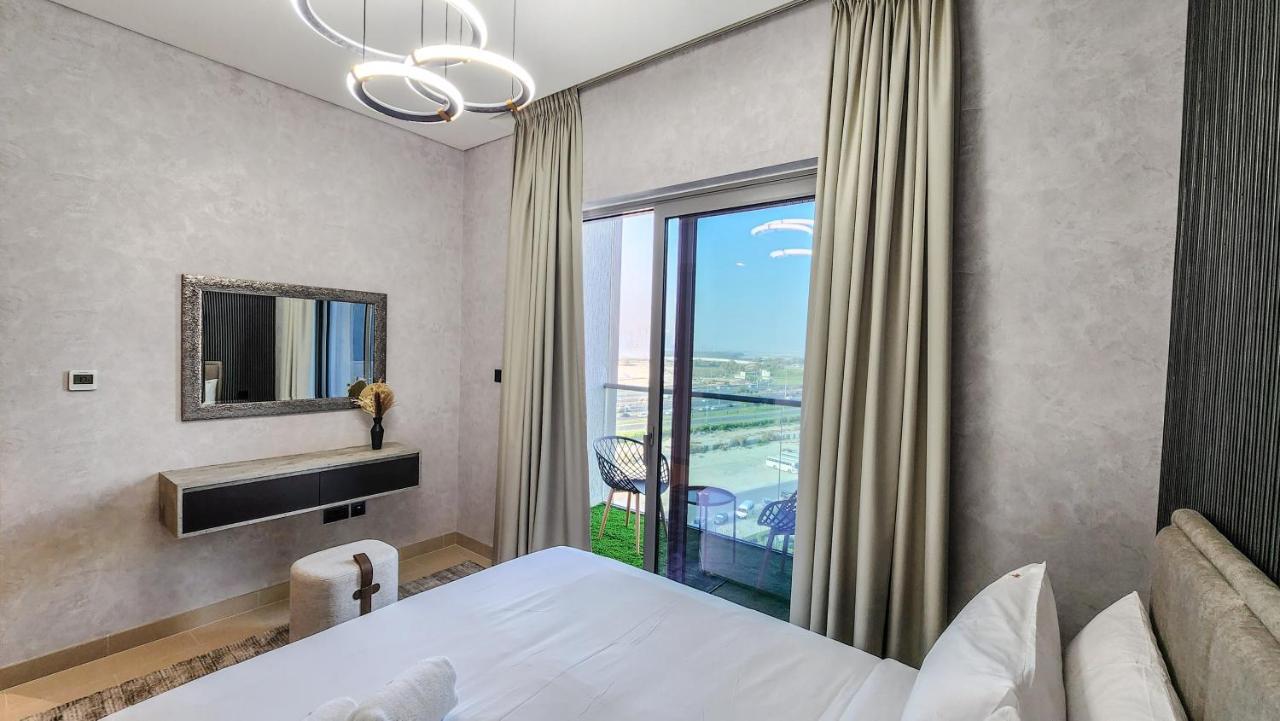 Stay By Latinem Luxury 2Br Holiday Home Cv B601 Near Burj Khalifa Dubái Exterior foto